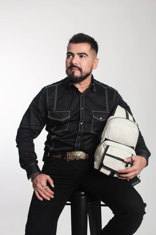 Pechera blanca piel